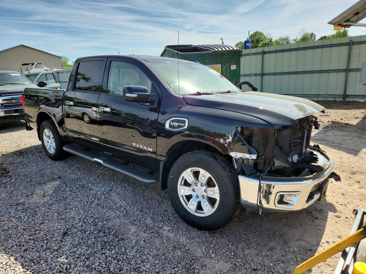 2017 NISSAN TITAN SV — снимка 4