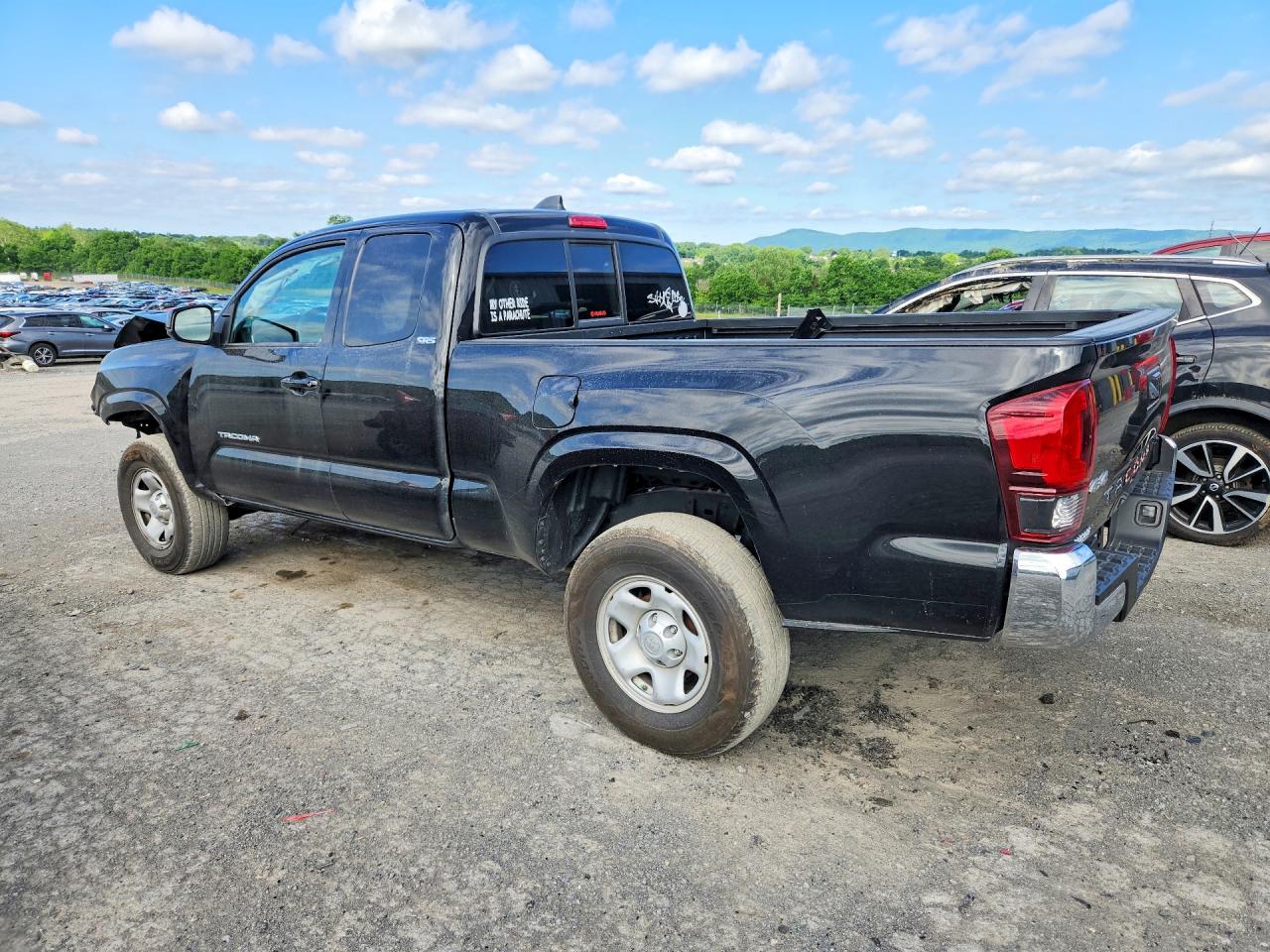 2021 TOYOTA TACOMA SR5 — снимка 2