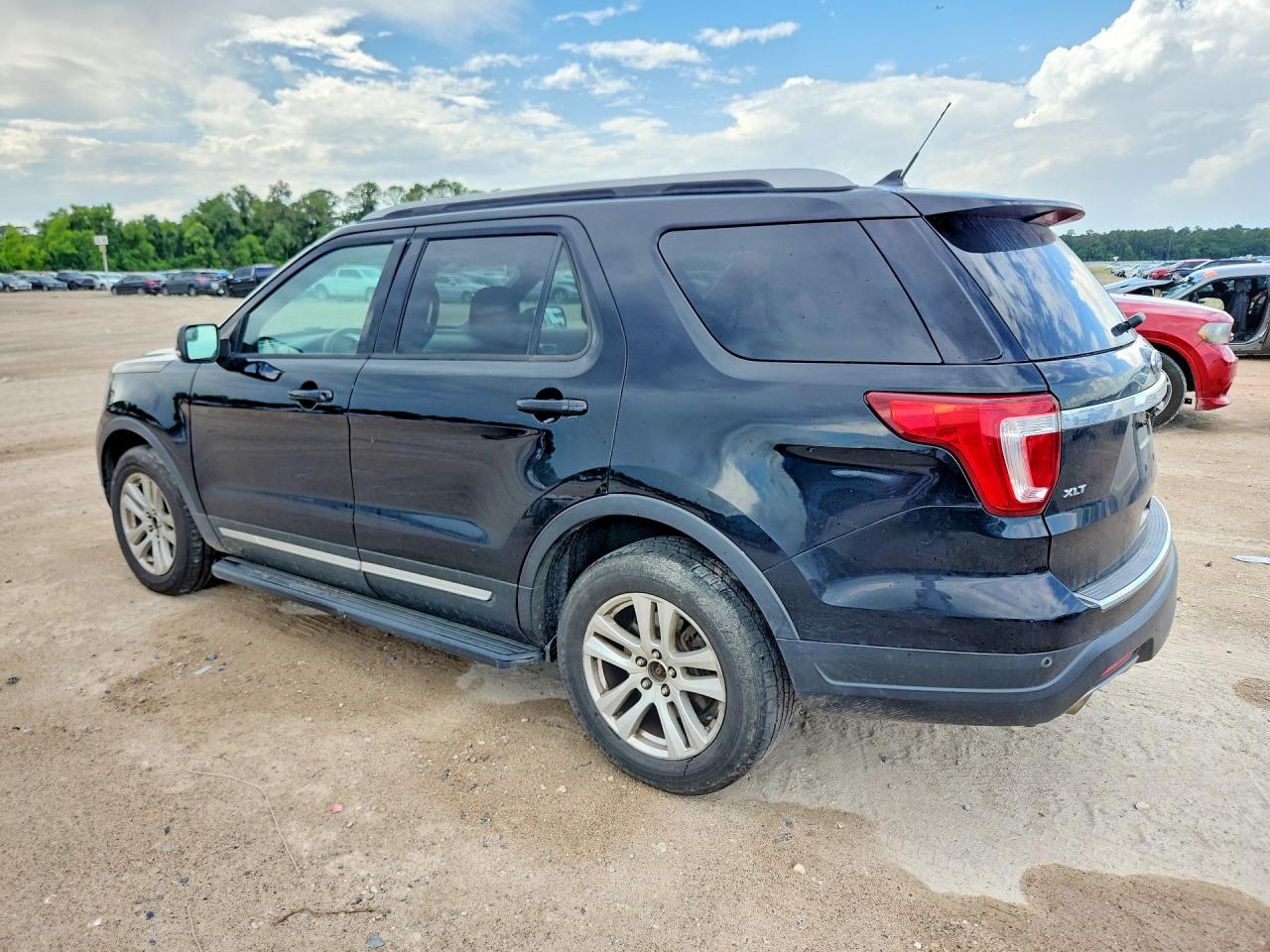 2018 FORD EXPLORER XLT — снимка 2
