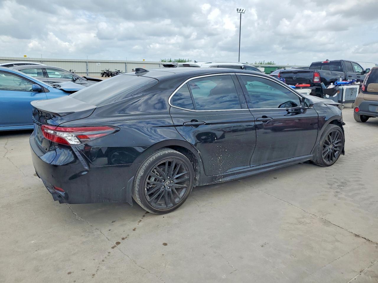2023 TOYOTA CAMRY XSE — снимка 3