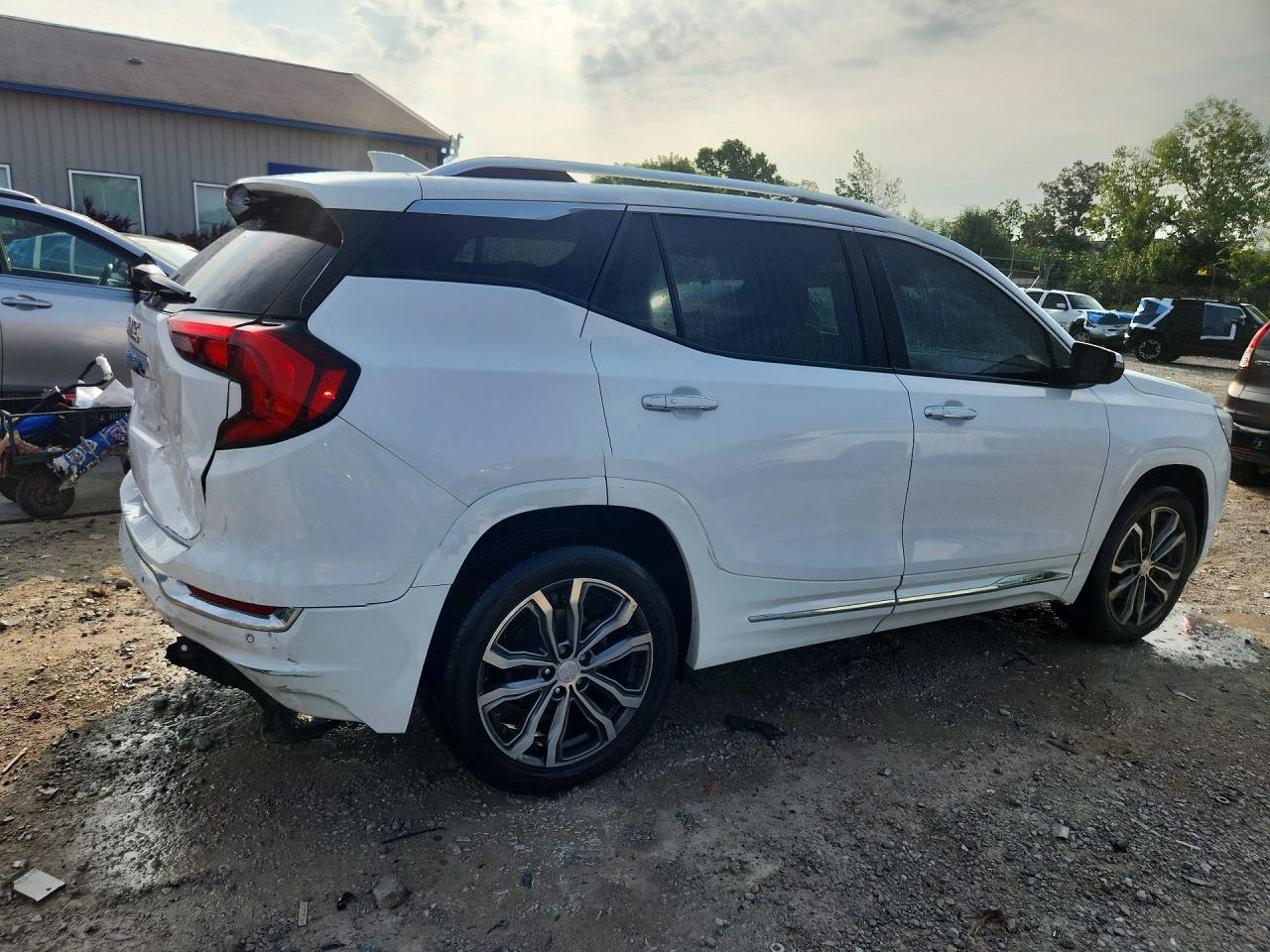 2020 GMC TERRAIN DENALI — снимка 3