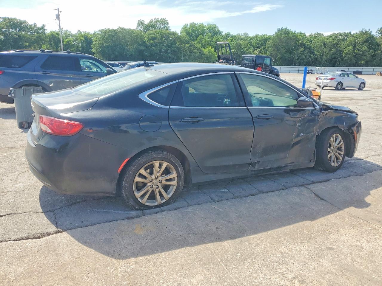 2016 CHRYSLER 200 LIMITED — снимка 3