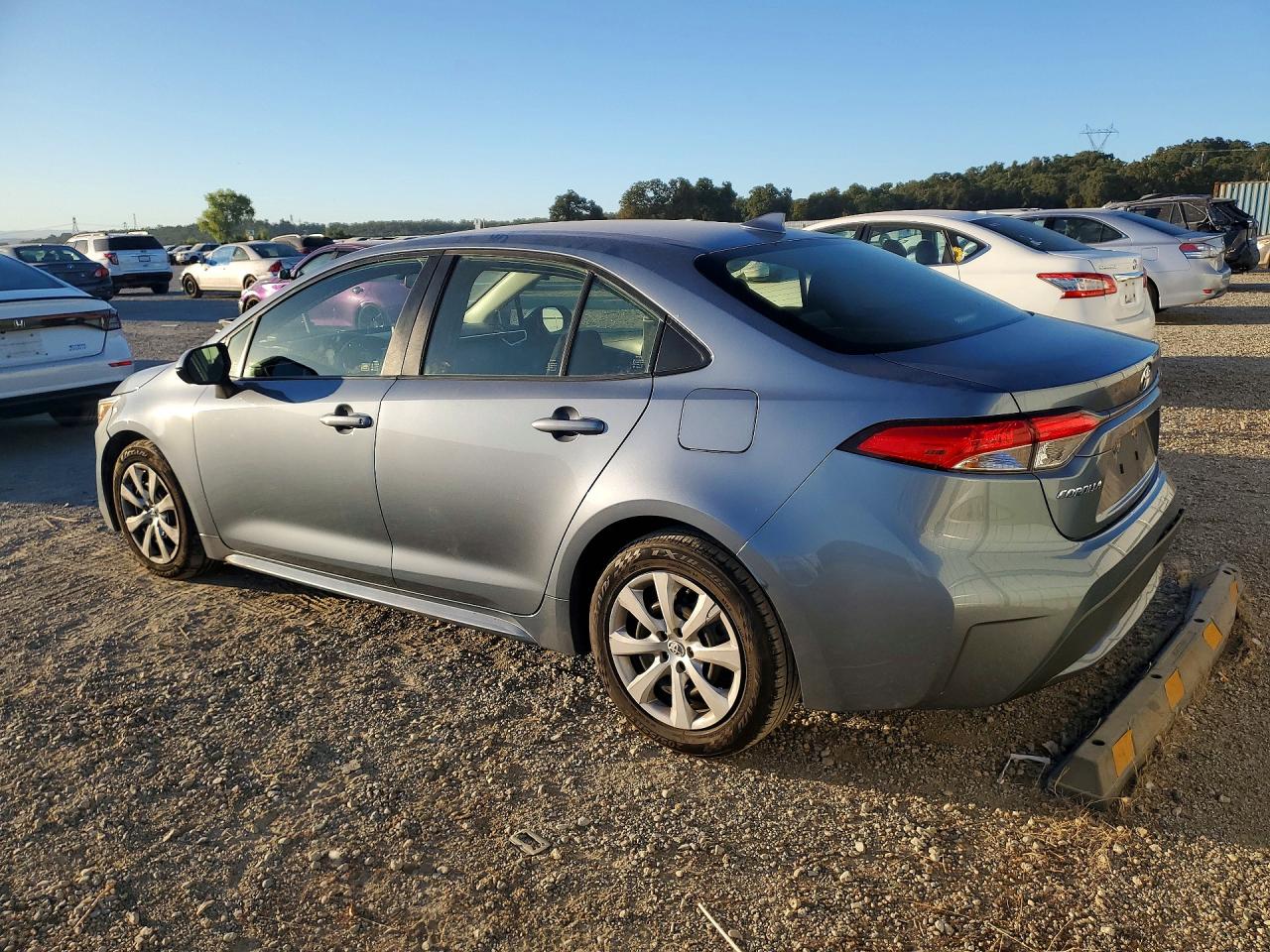 2020 TOYOTA COROLLA LE — снимка 2