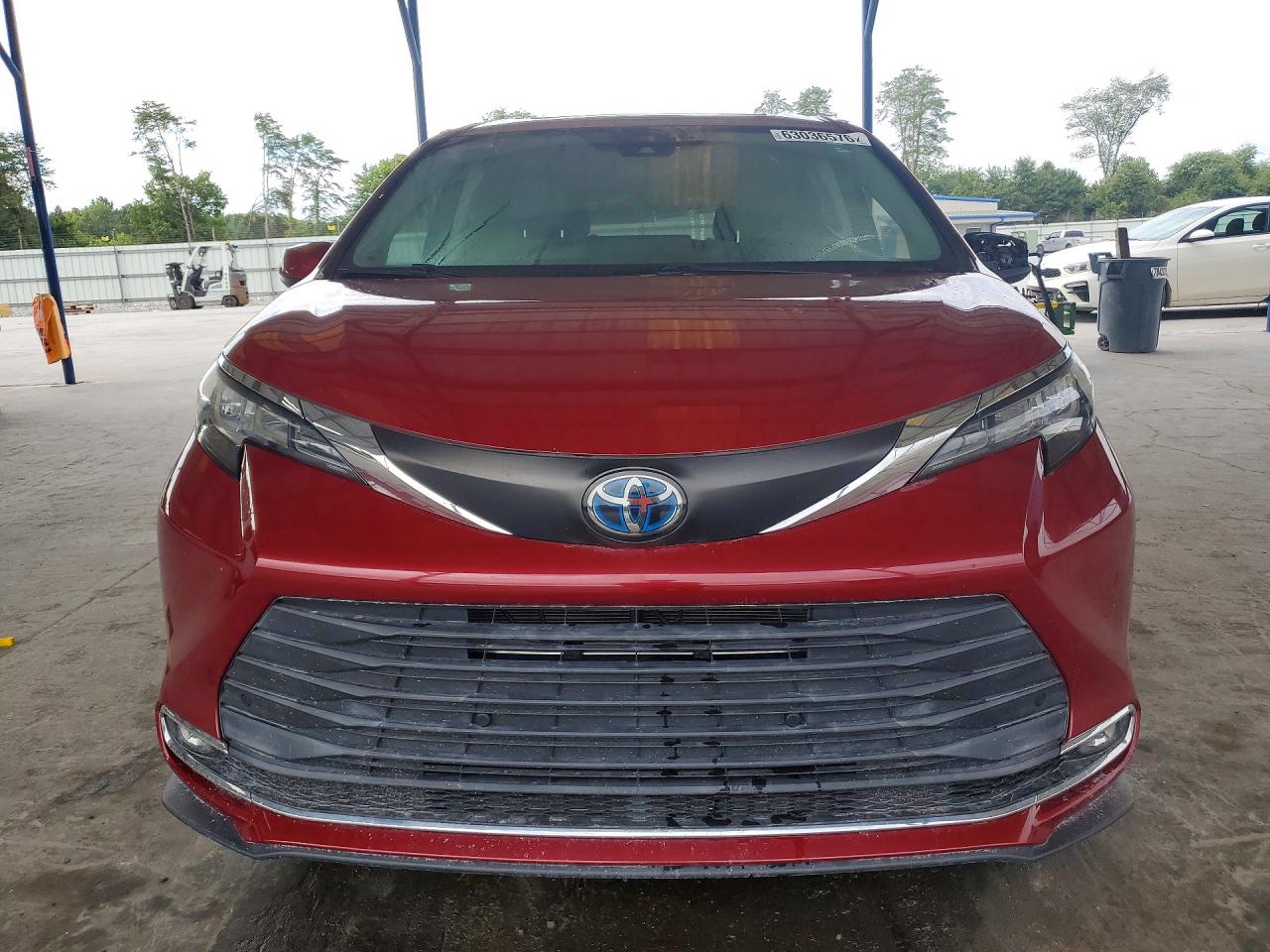 2021 TOYOTA SIENNA XLE — снимка 5