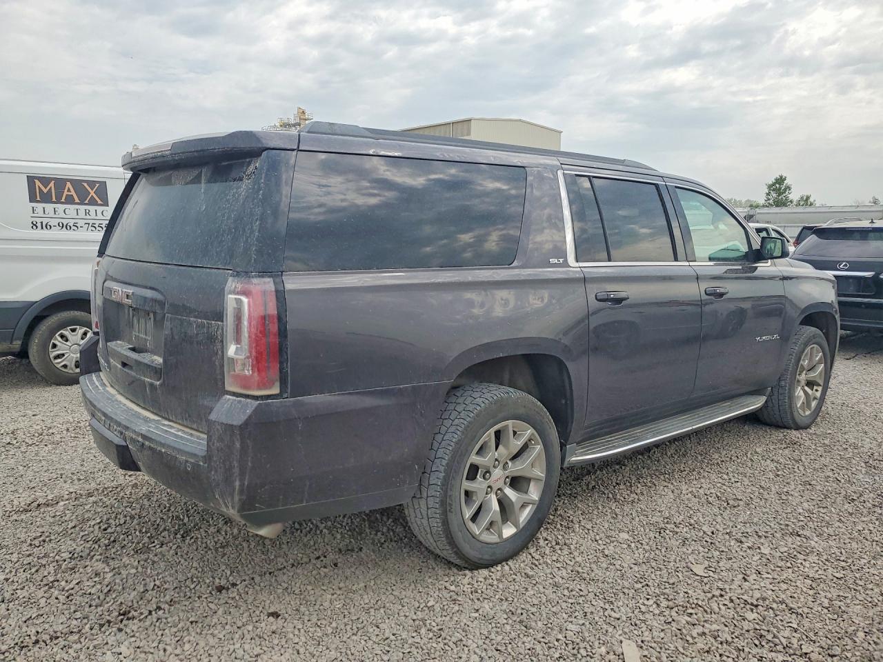 2015 GMC YUKON XL K1500 SLT — снимка 3