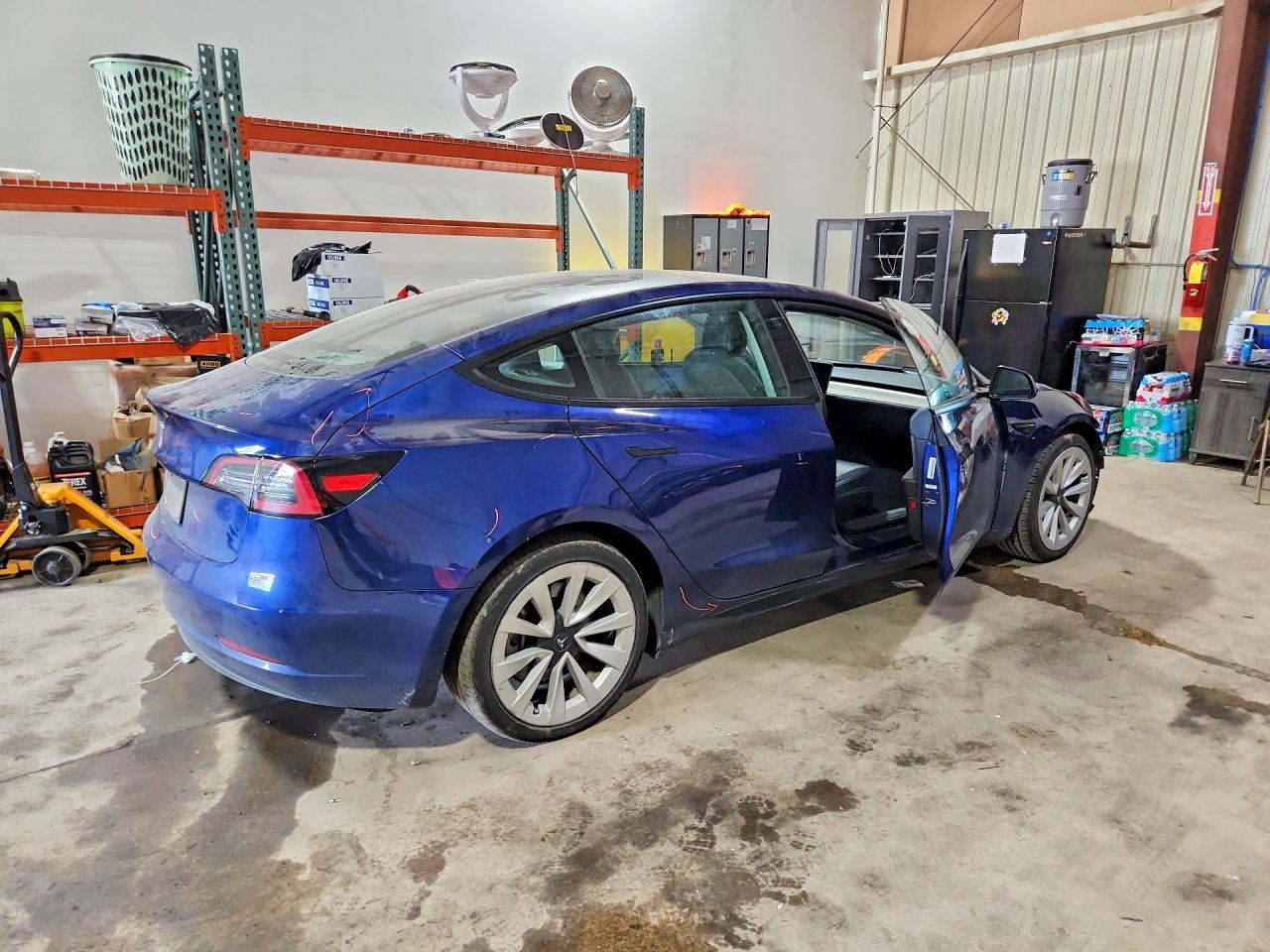 2023 TESLA MODEL 3 — снимка 3