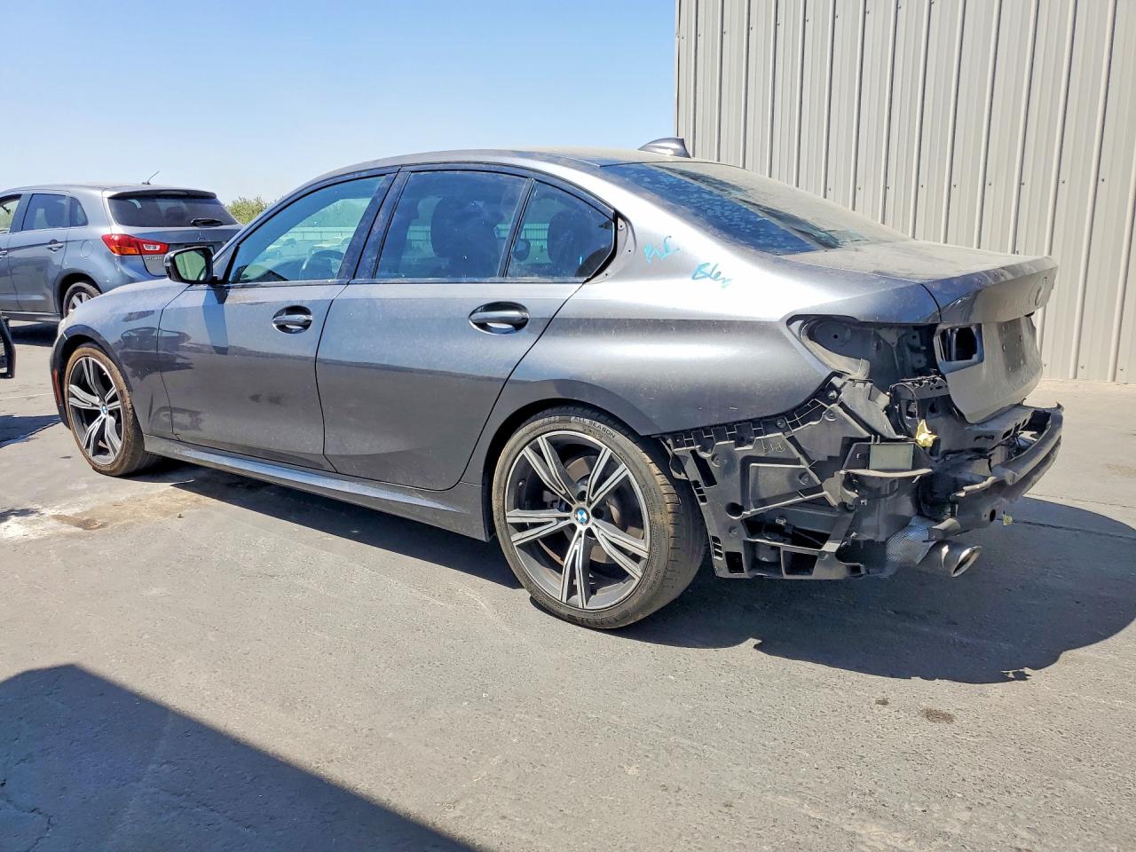 2020 BMW 330I — снимка 2