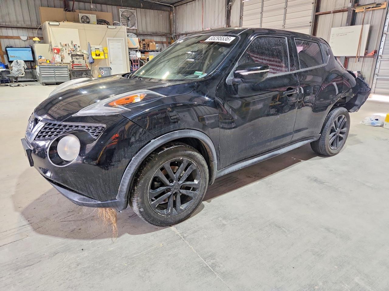 2016 NISSAN JUKE S
