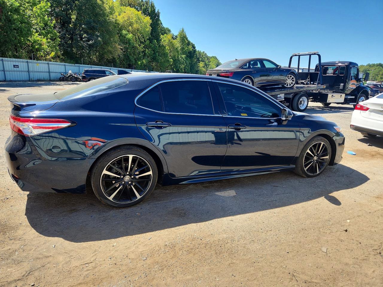 2020 TOYOTA CAMRY XSE — снимка 3
