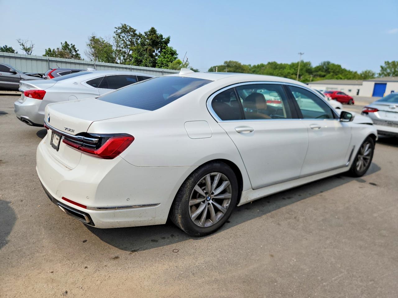 2021 BMW 750 XI — снимка 3