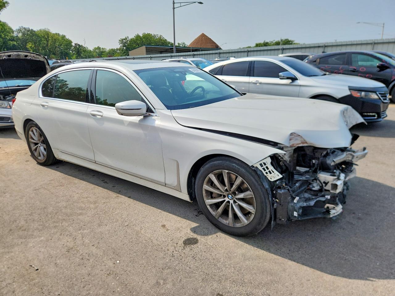 2021 BMW 750 XI — снимка 4