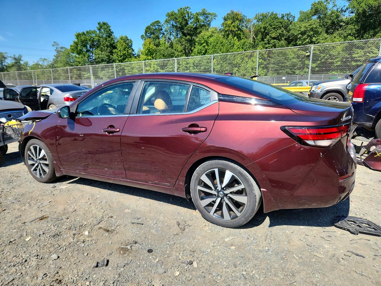 2021 NISSAN SENTRA SV — снимка 2