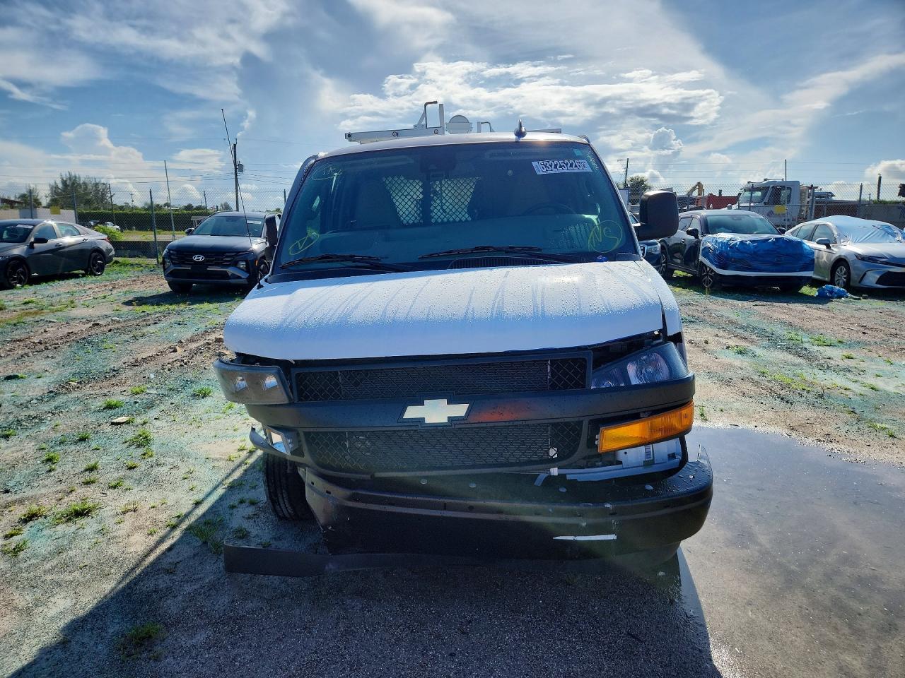 2025 CHEVROLET EXPRESS G2500 — снимка 5