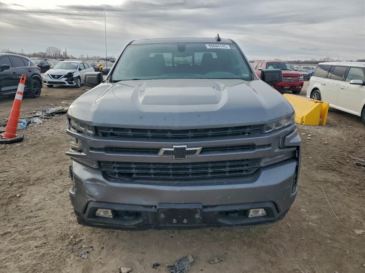 2020 CHEVROLET SILVERADO K1500 RST — снимка 5