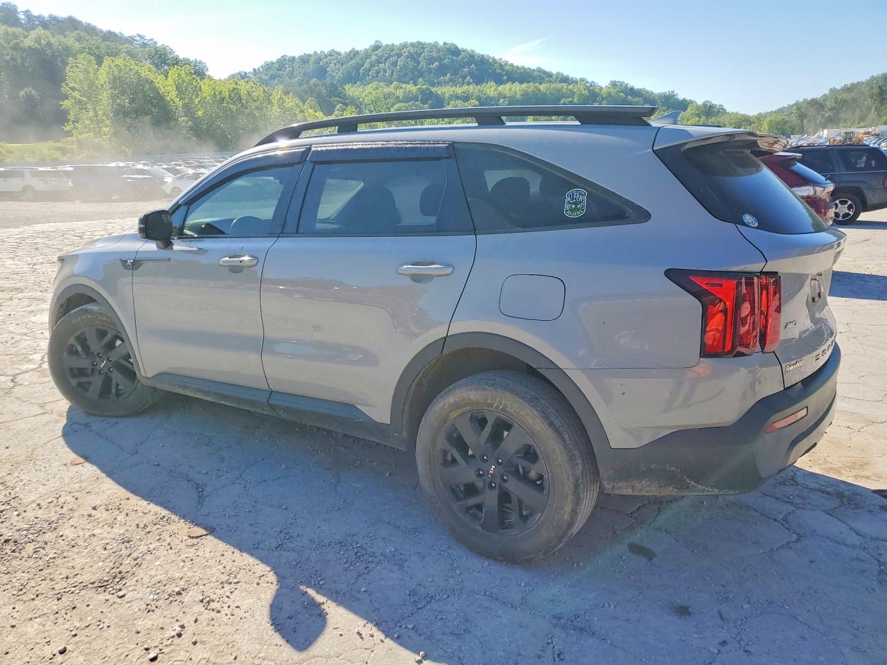 2022 KIA SORENTO S — снимка 2