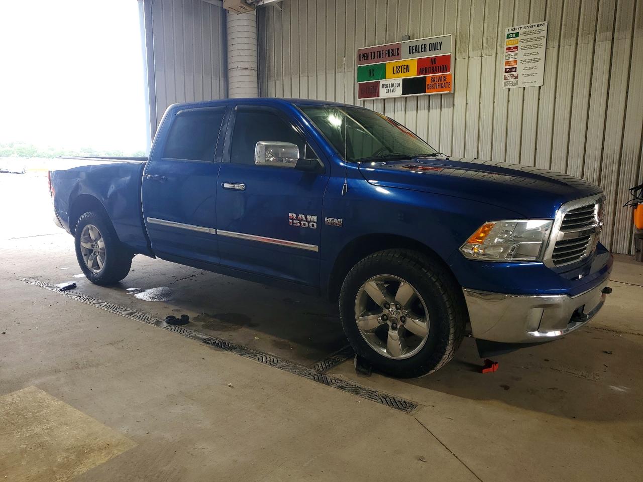 2015 RAM 1500 SLT — снимка 4