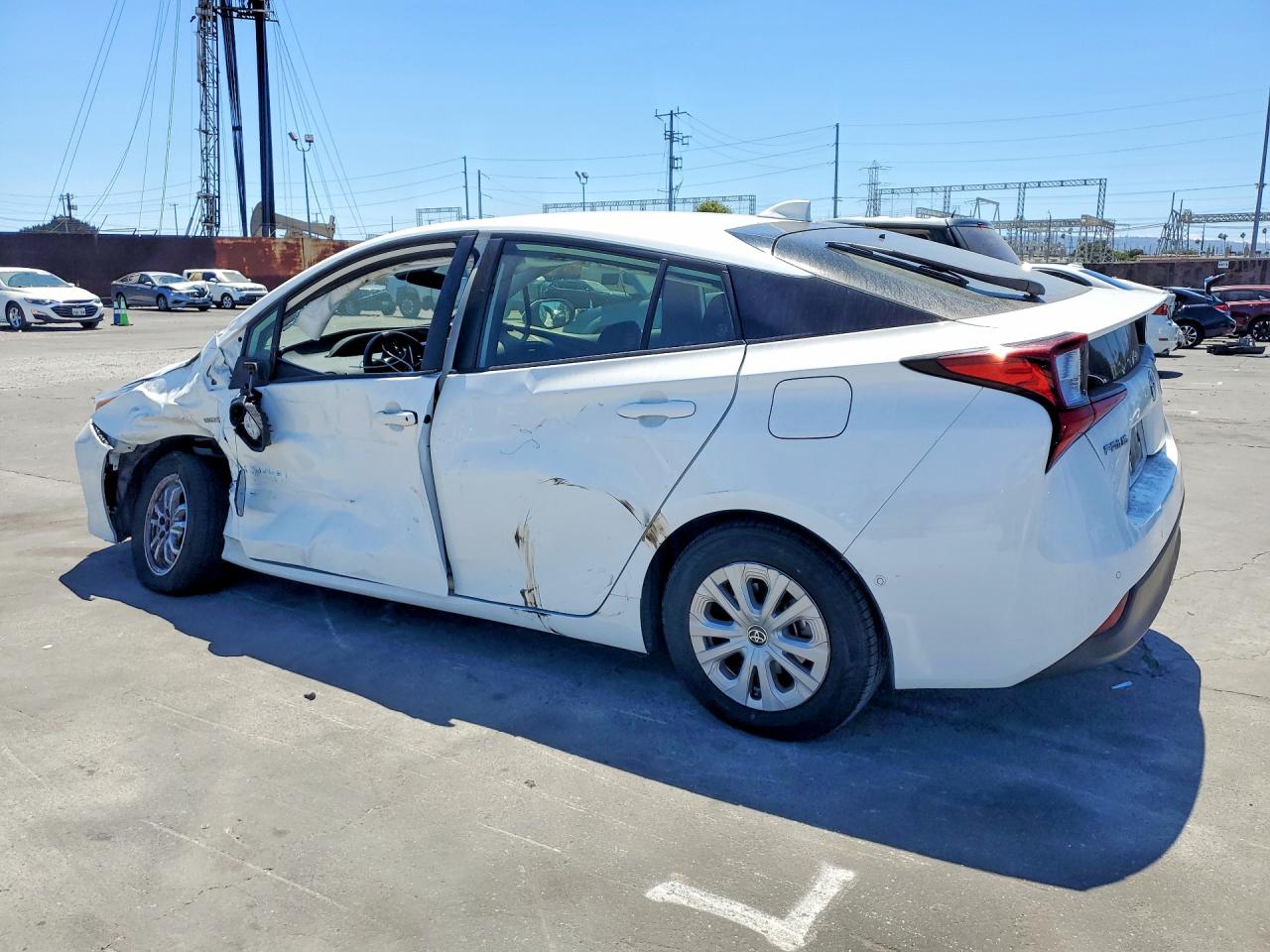2021 TOYOTA PRIUS LE — снимка 2