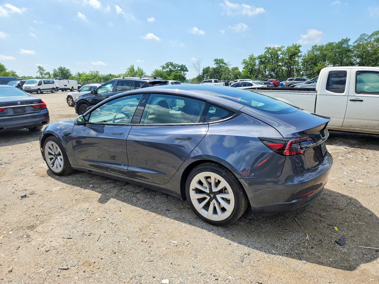 2022 TESLA MODEL 3 — снимка 2