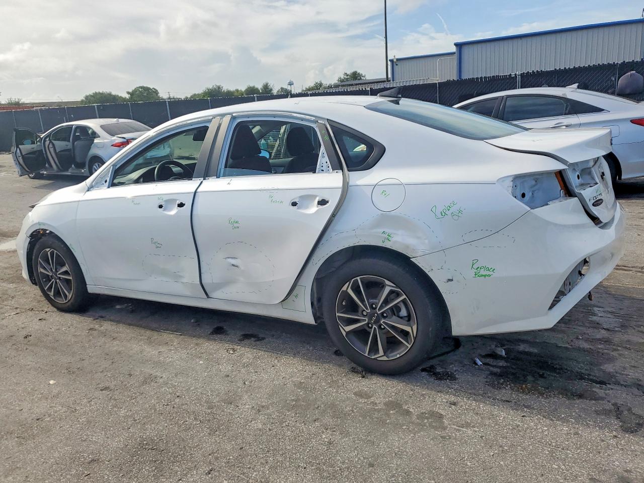 2024 KIA FORTE LXS — снимка 2
