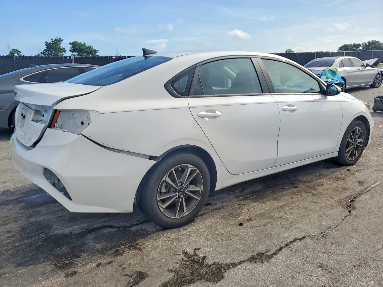 2024 KIA FORTE LXS — снимка 3