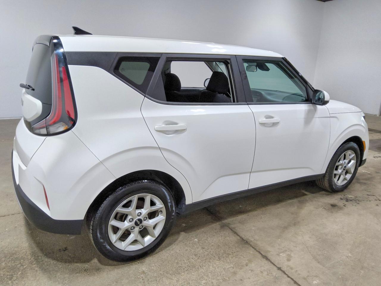 2023 KIA SOUL LX — снимка 3