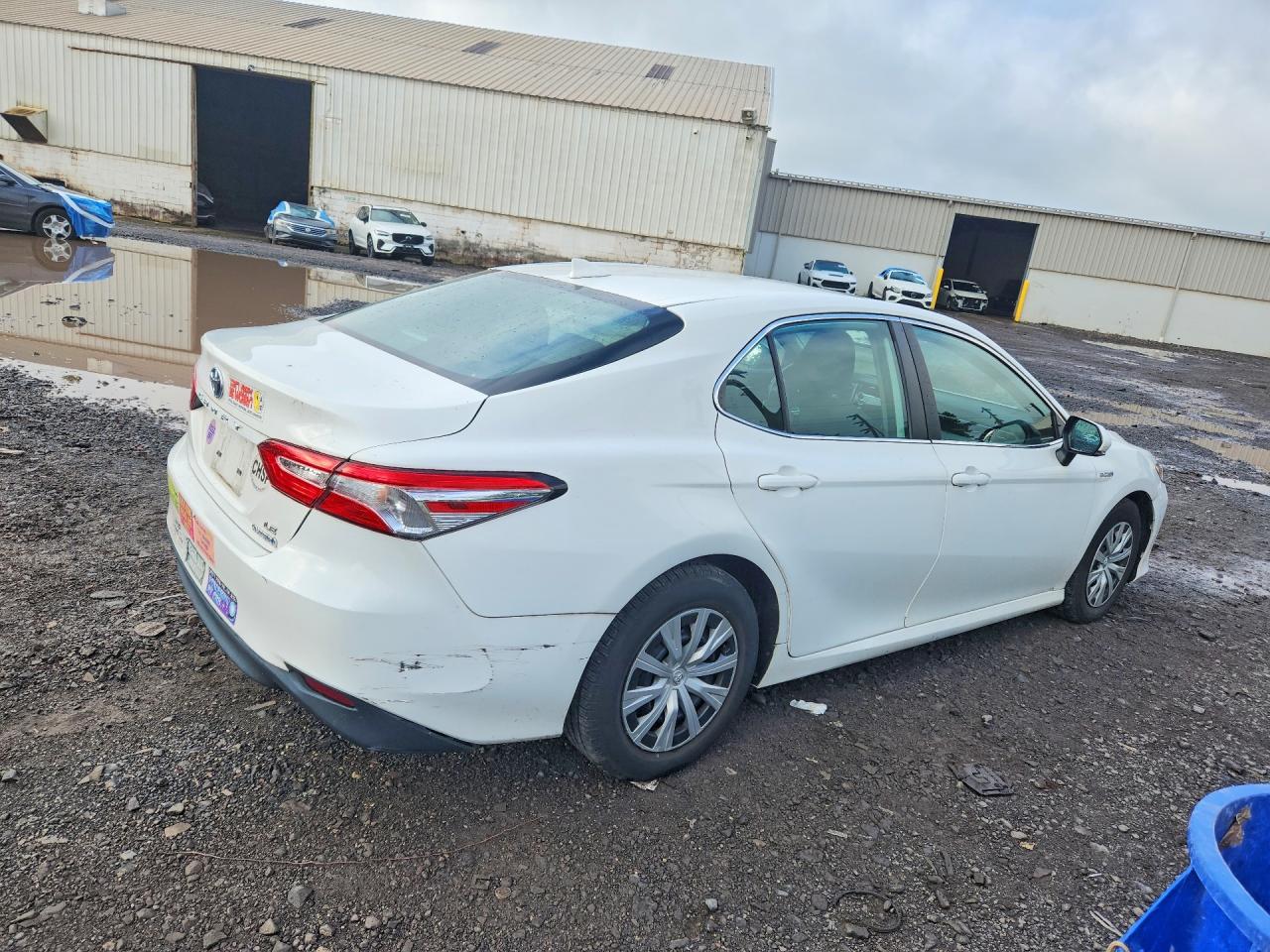2020 TOYOTA CAMRY LE — снимка 3