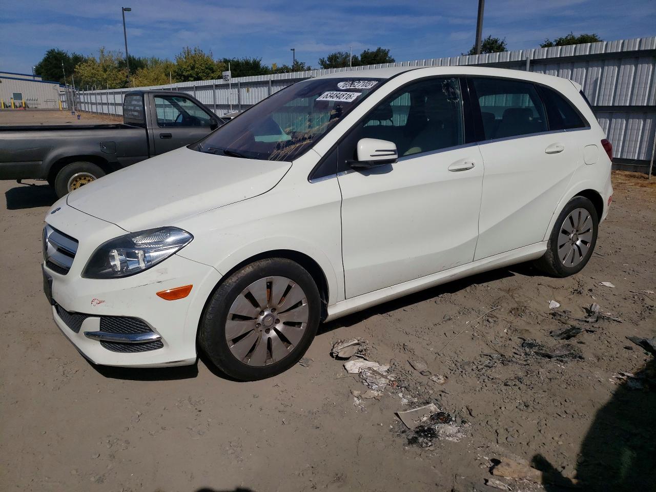 2017 MERCEDES-BENZ B 250E