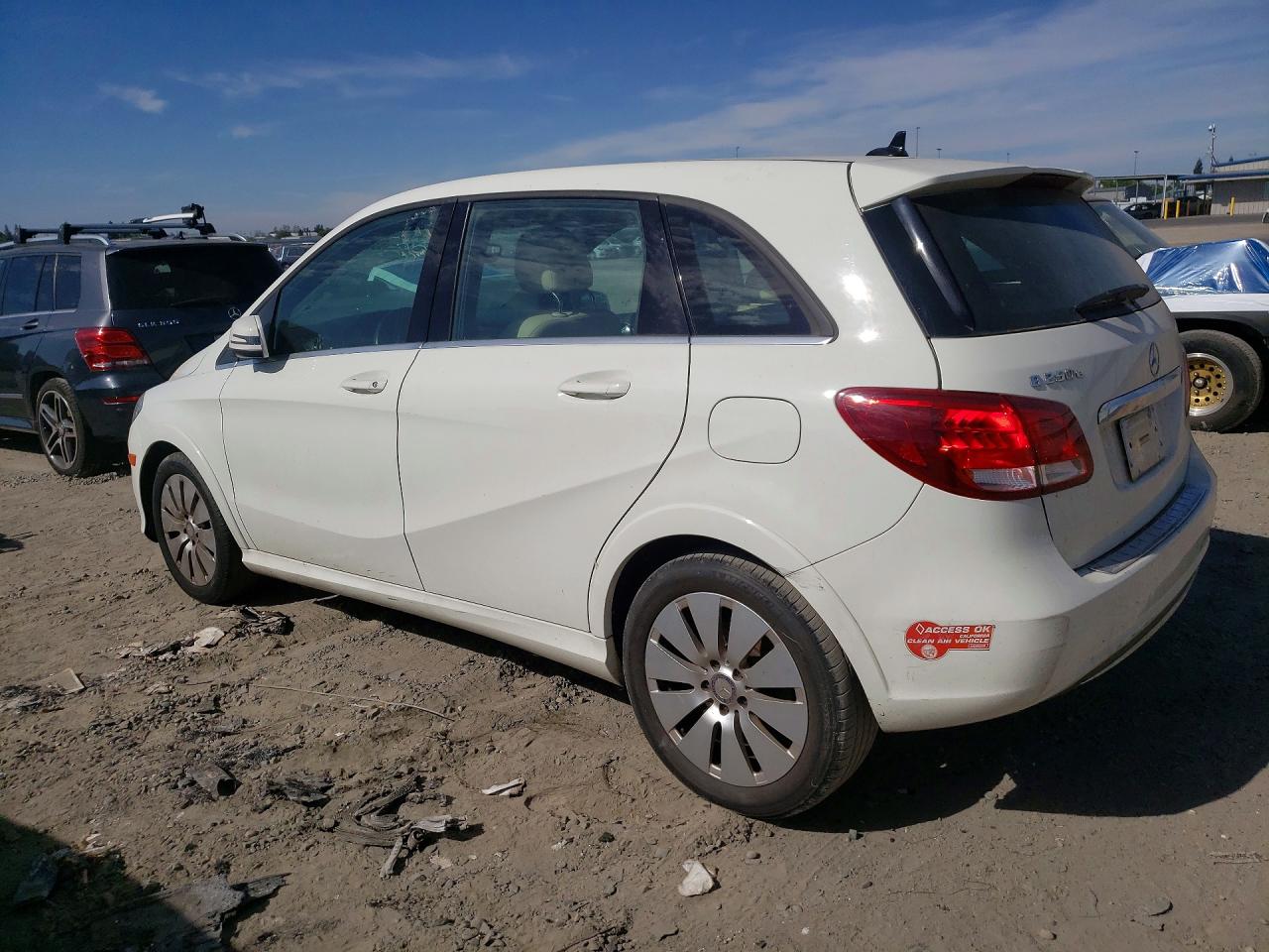 2017 MERCEDES-BENZ B 250E — снимка 2