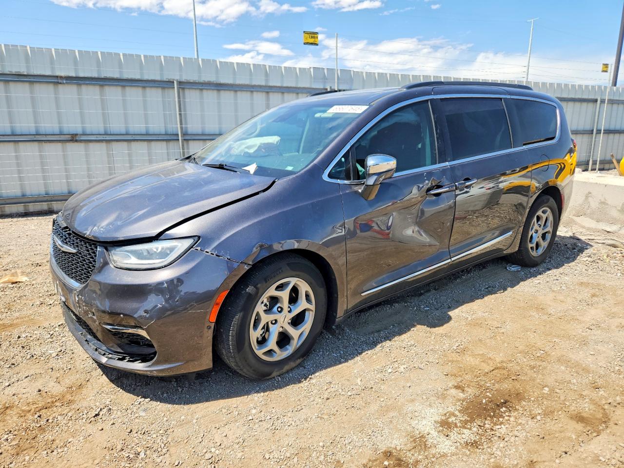 2022 CHRYSLER PACIFICA LIMITED