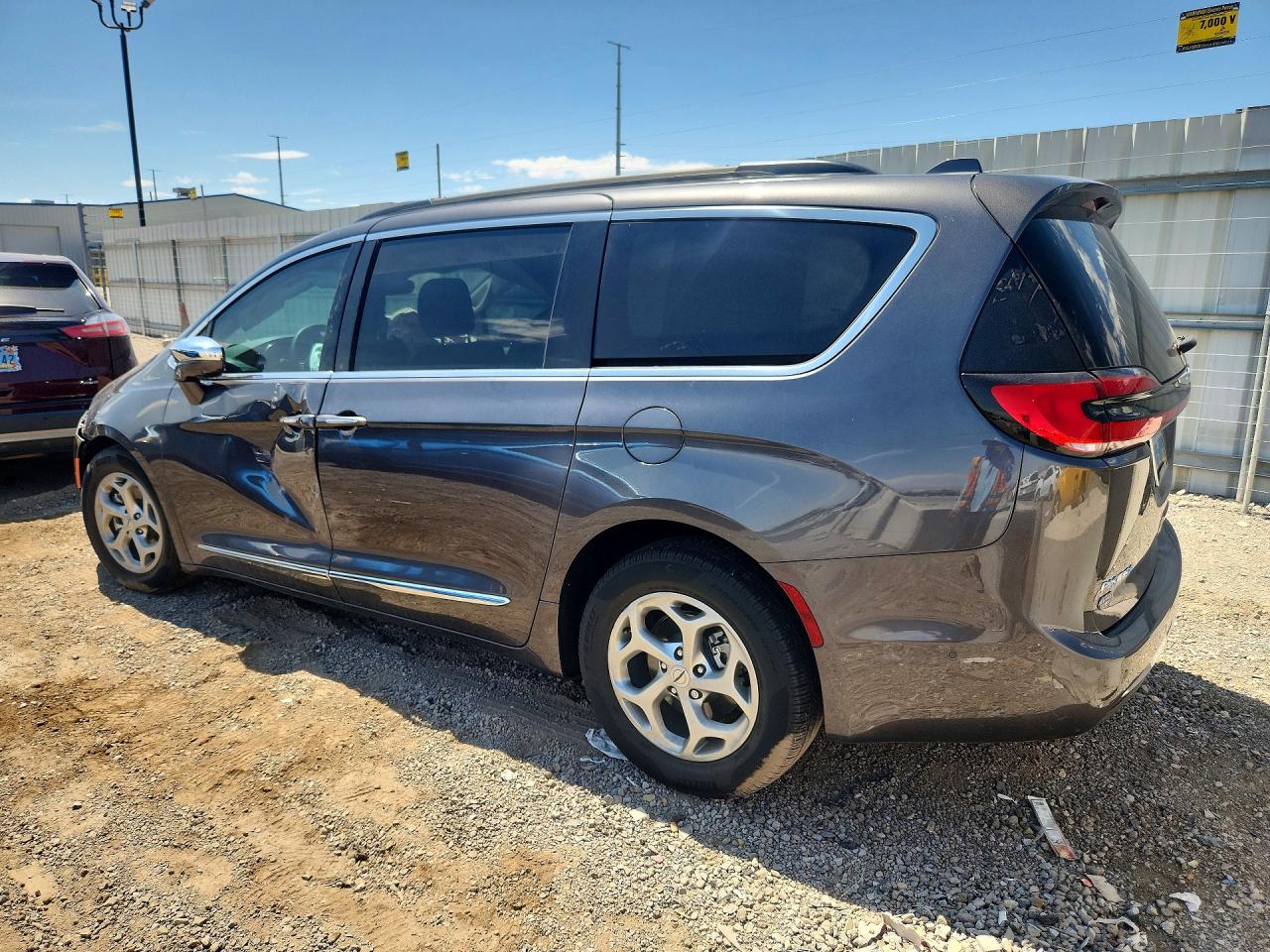 2022 CHRYSLER PACIFICA LIMITED — снимка 2
