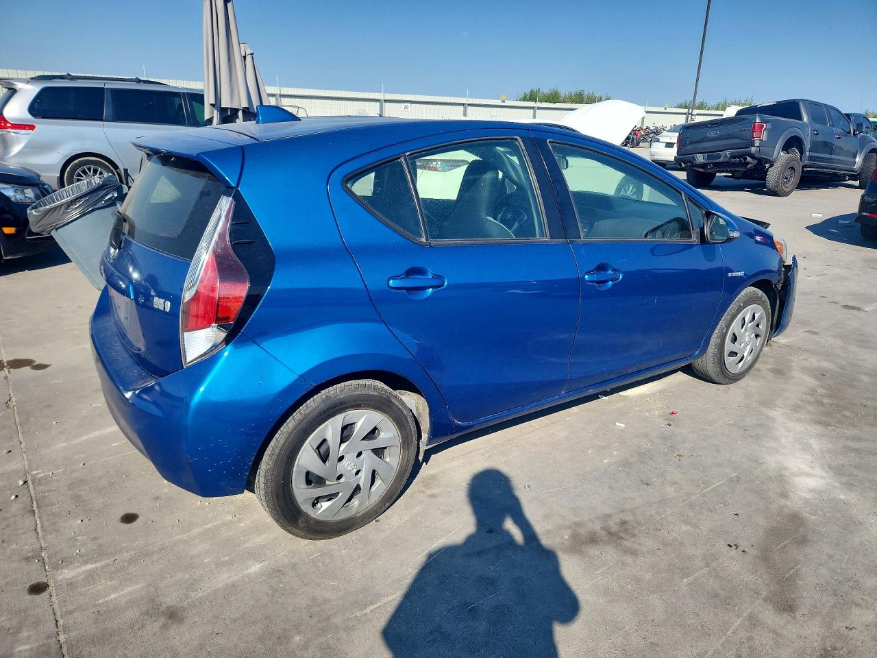 2016 TOYOTA PRIUS C ONE — снимка 3