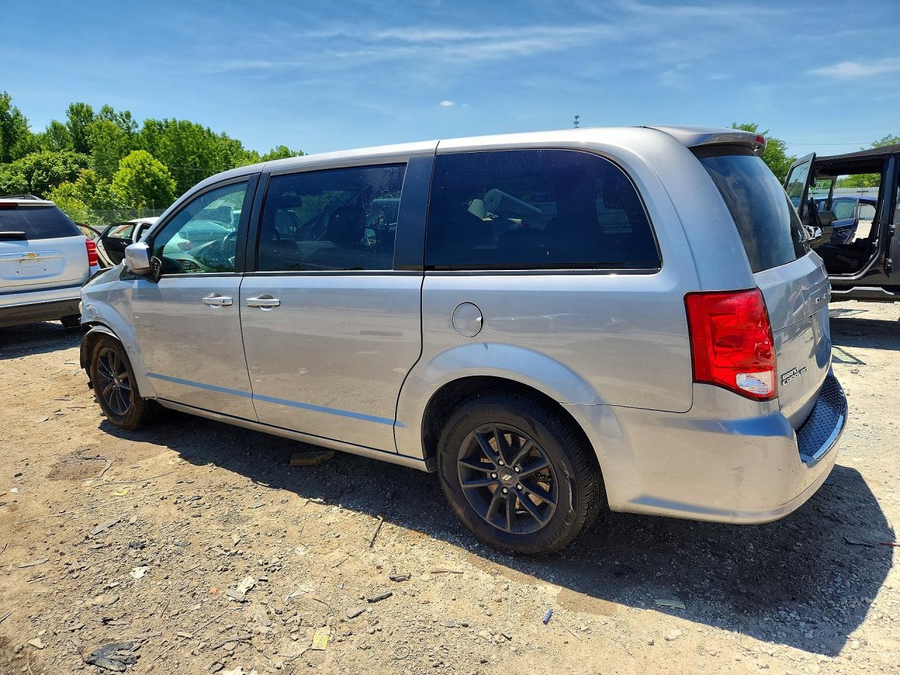 2019 DODGE GRAND CARAVAN GT — снимка 2