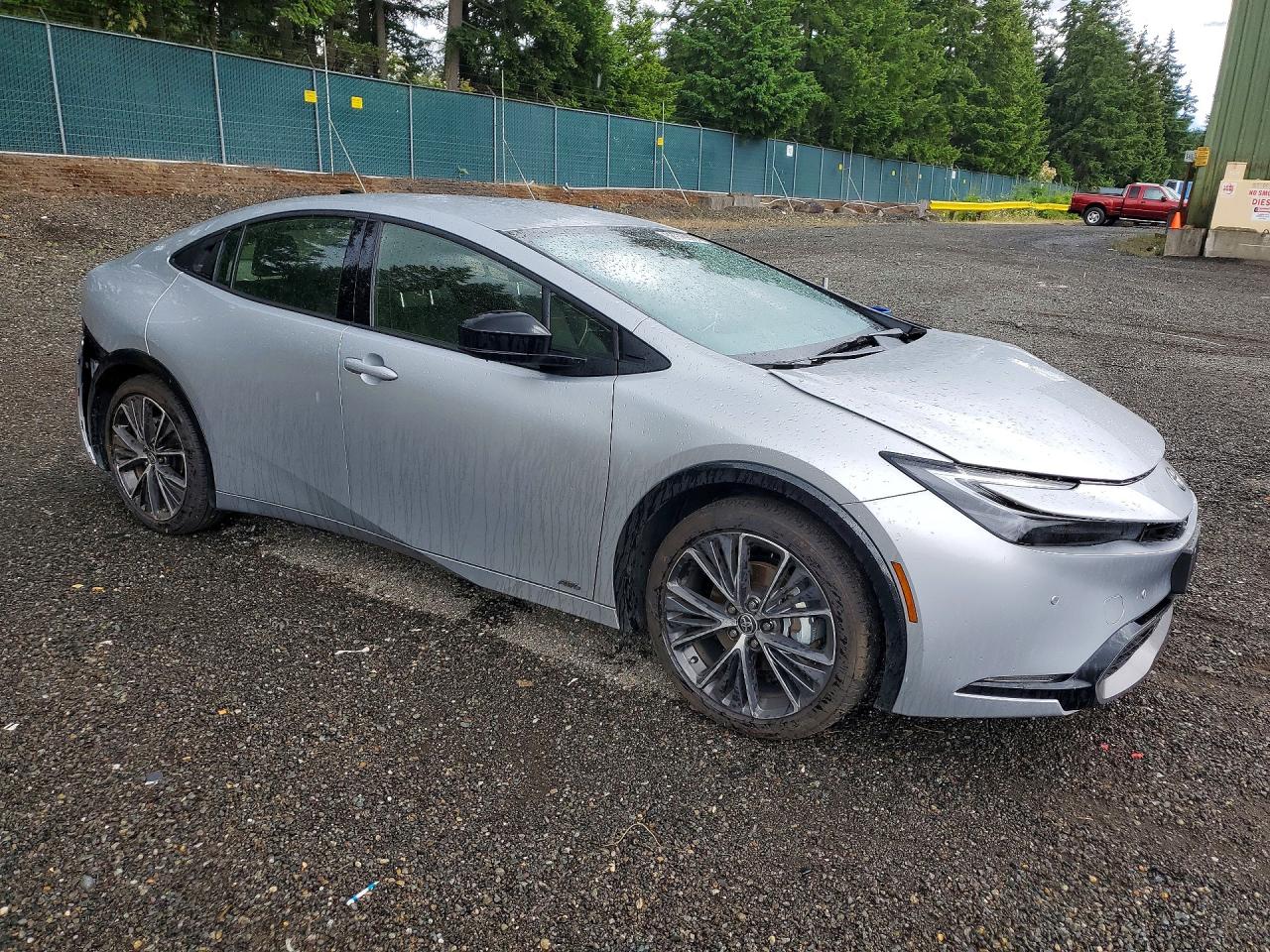 2026 TOYOTA PRIUS XLE — снимка 4