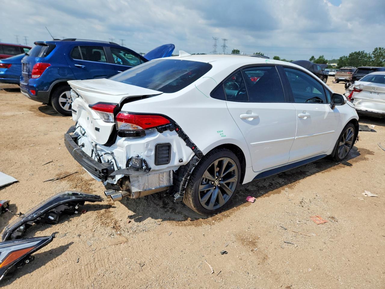 2025 TOYOTA COROLLA SE — снимка 3