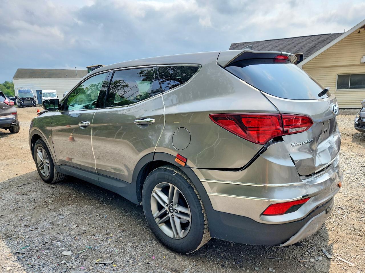 2017 HYUNDAI SANTA FE SPORT 2.4L — снимка 2