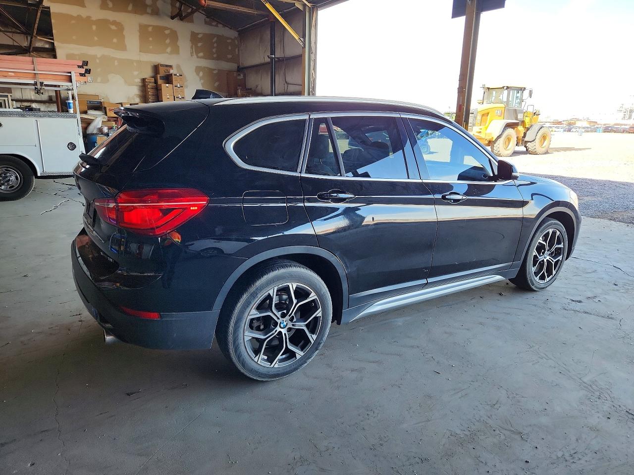 2021 BMW X1 SDRIVE28I — снимка 3