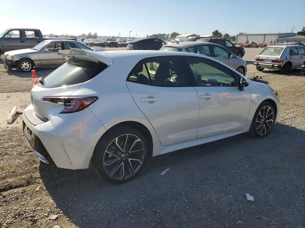 2019 TOYOTA COROLLA HATCHBACK XSE — снимка 3