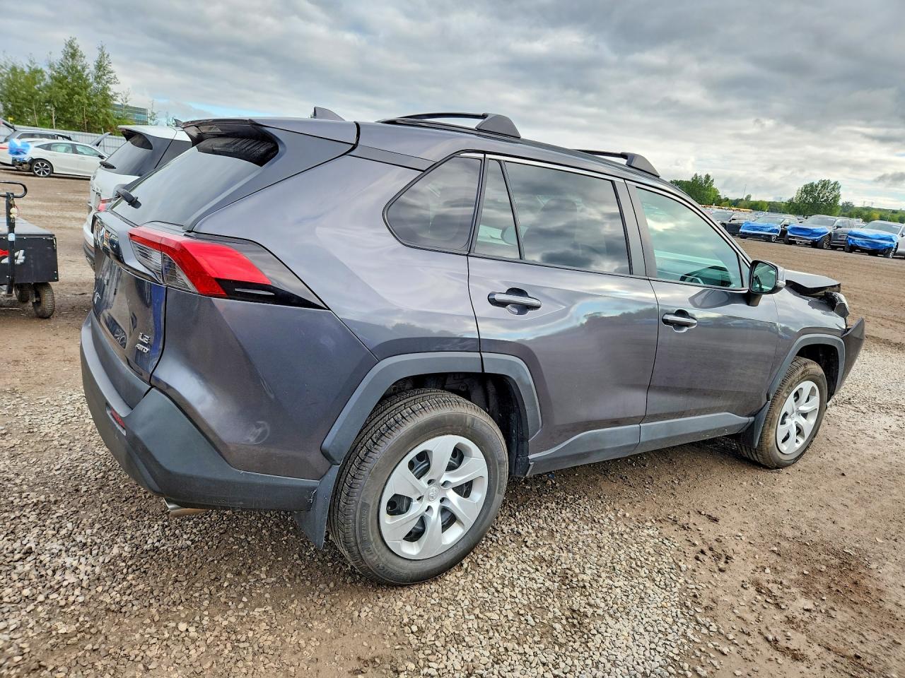 2020 TOYOTA RAV4 LE — снимка 3