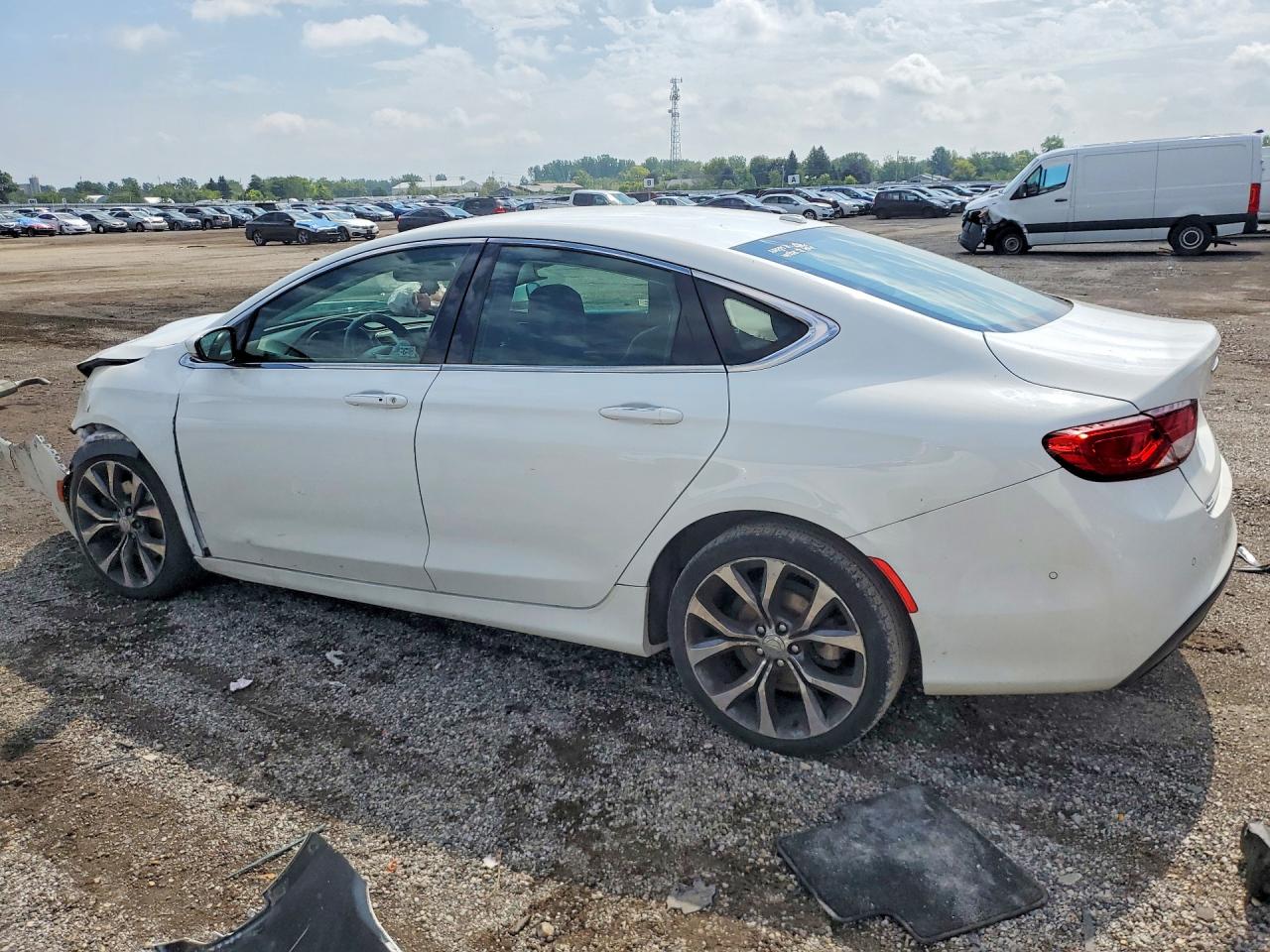 2015 CHRYSLER 200 C — снимка 2