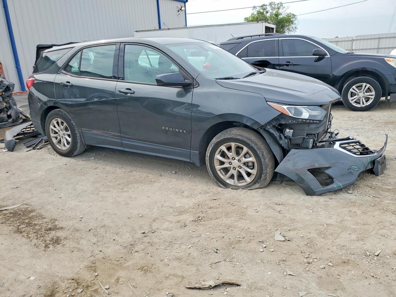 2019 CHEVROLET EQUINOX LS — снимка 4