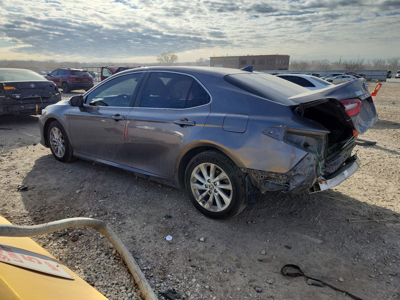 2023 TOYOTA CAMRY — снимка 2