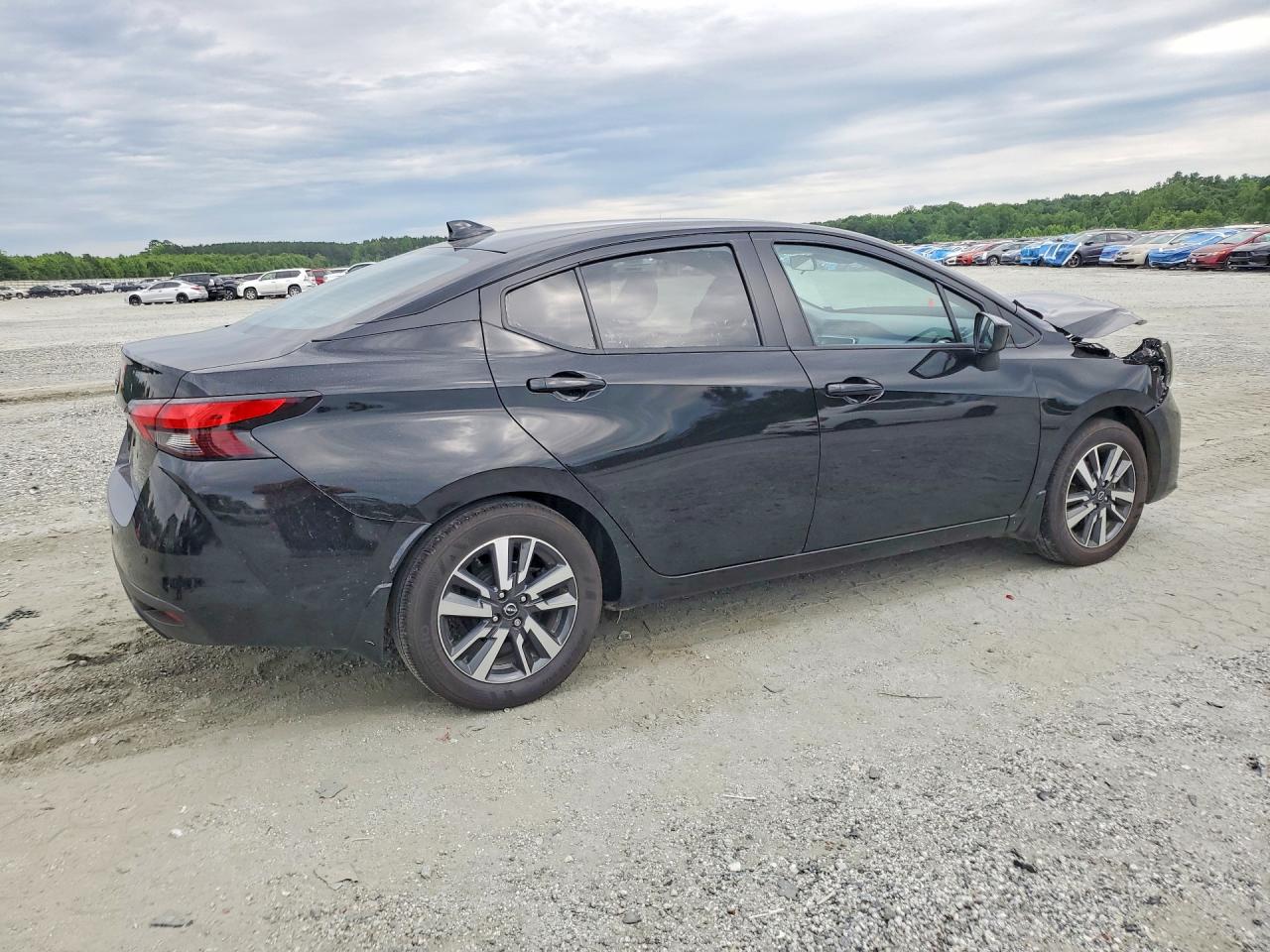 2025 NISSAN VERSA SV — снимка 3