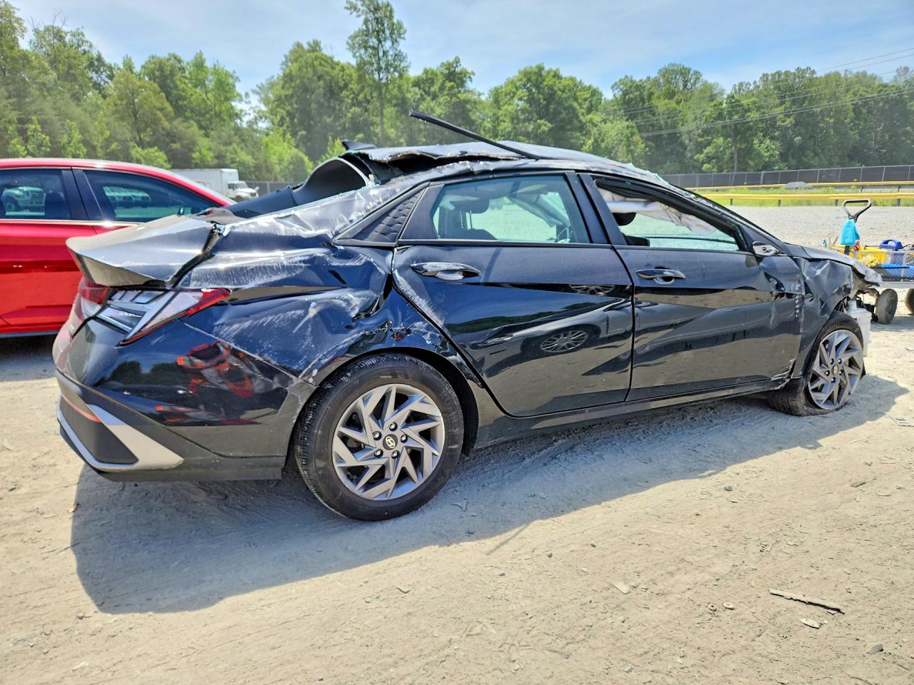 2024 HYUNDAI ELANTRA BLUE — снимка 3