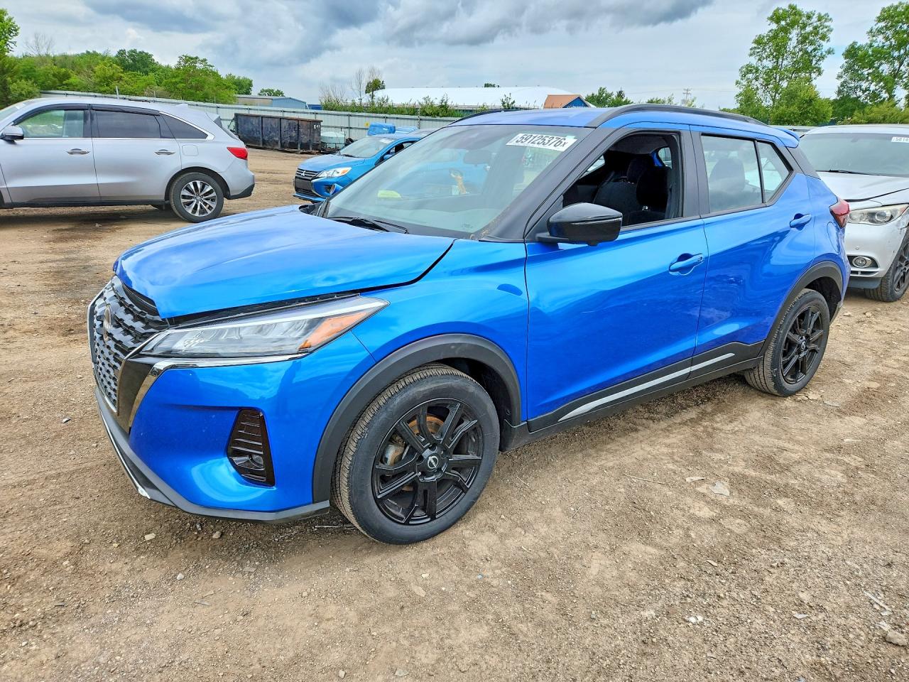 2024 NISSAN KICKS SR