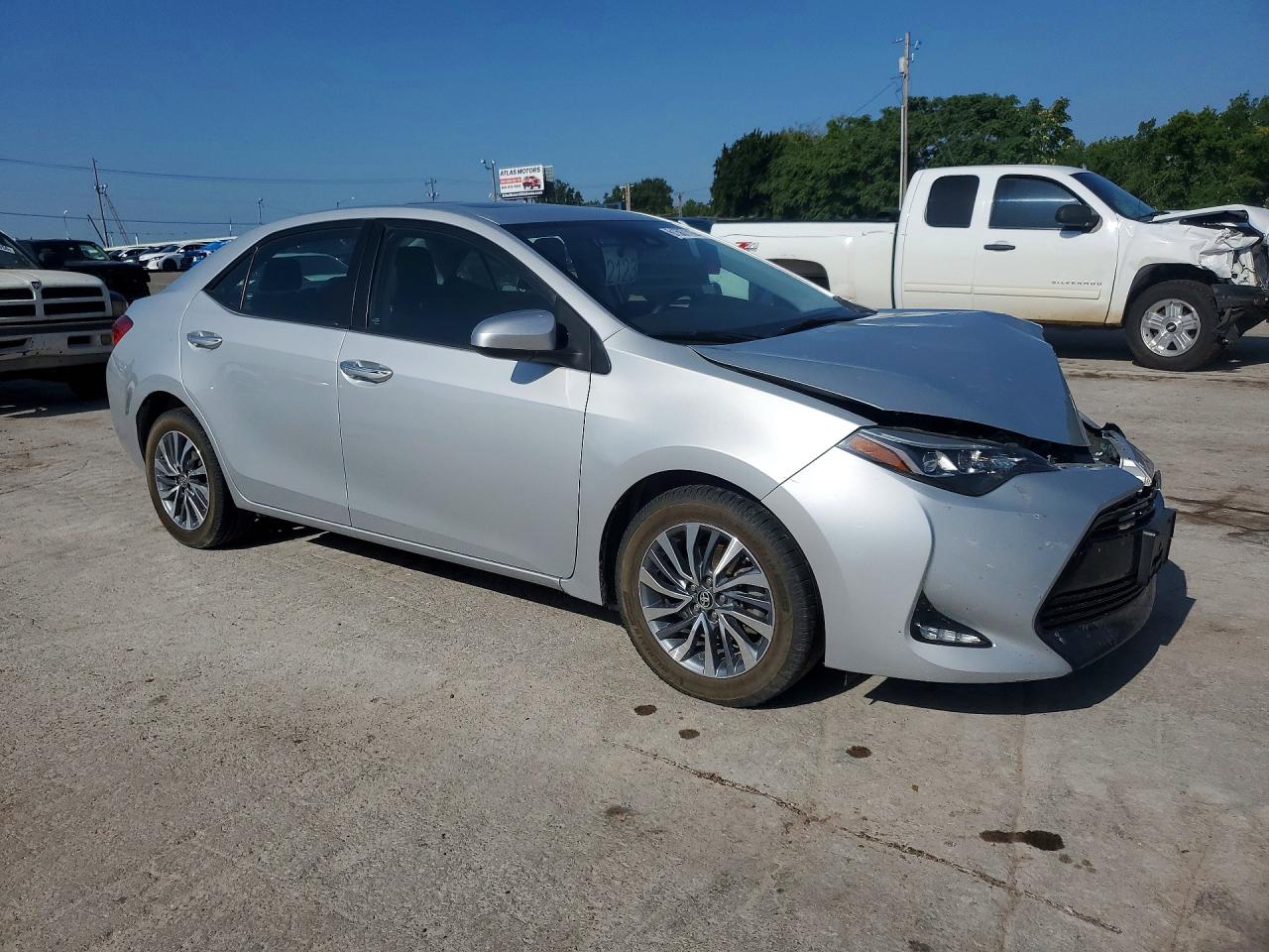 2017 TOYOTA COROLLA XLE — снимка 4