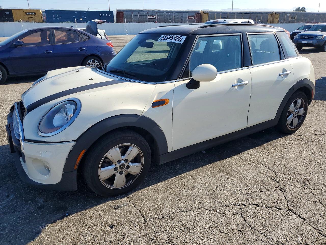 2015 MINI COOPER