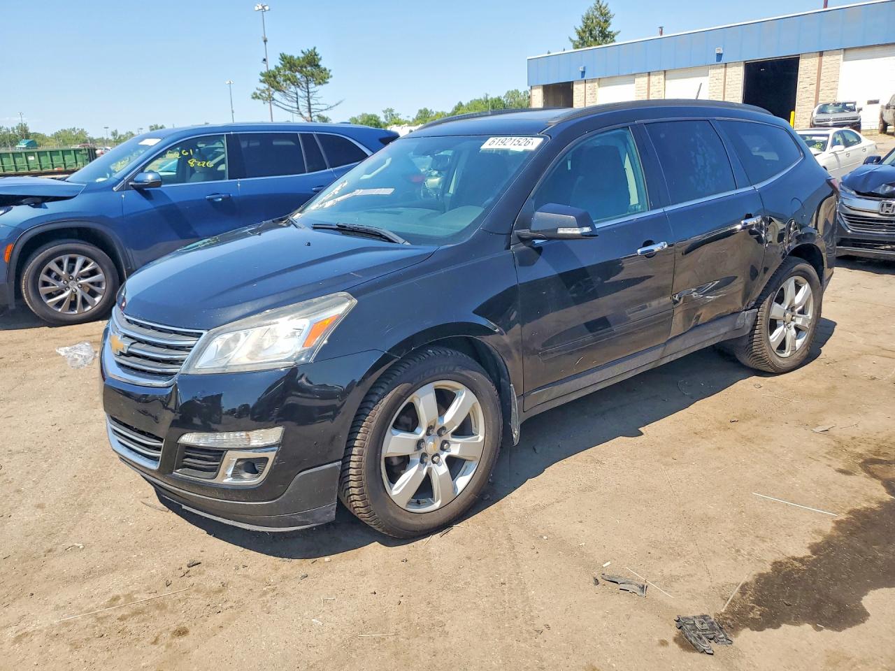 2017 CHEVROLET TRAVERSE LT