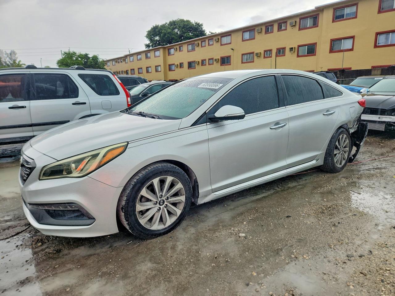 2015 HYUNDAI SONATA SPORT