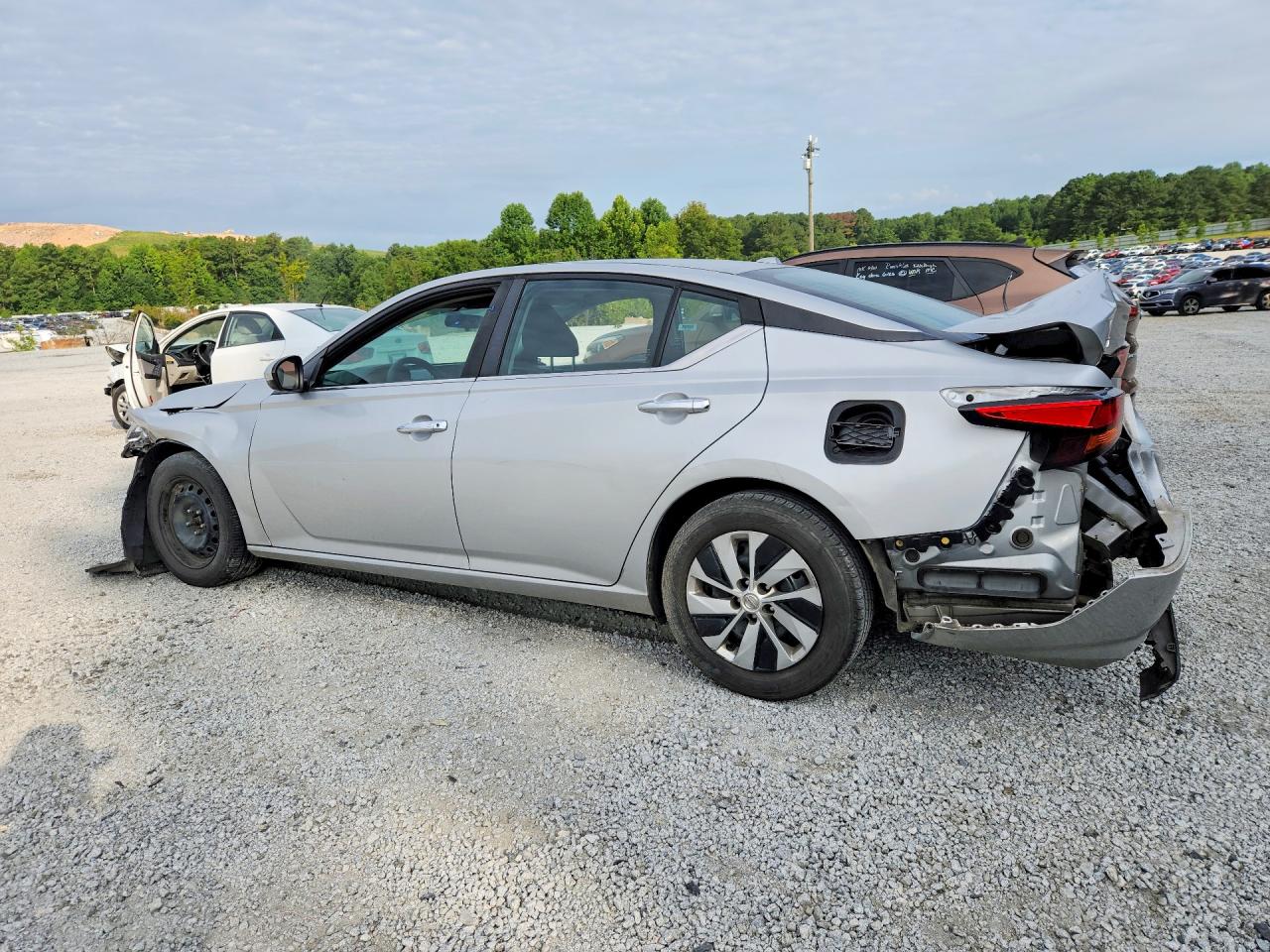 2020 NISSAN ALTIMA S — снимка 2