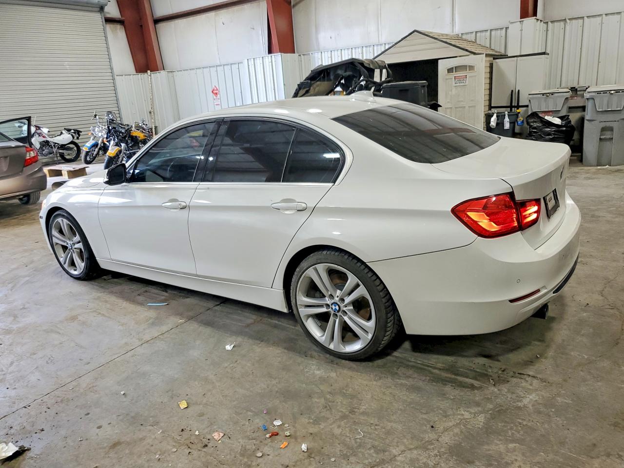 2013 BMW ACTIVEHYBRID 3 — снимка 2